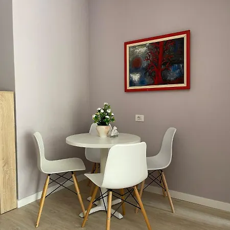Sea And Hill View Apartment 아파트 *
